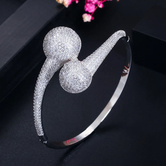 Inlaid round ball bracelet